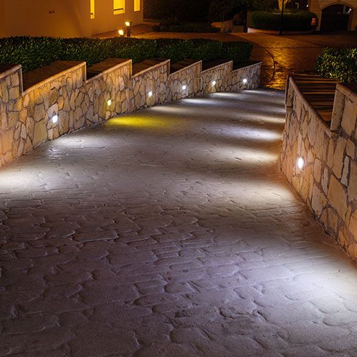 Lincoln Landscape & Outdoor Lighting Electricians